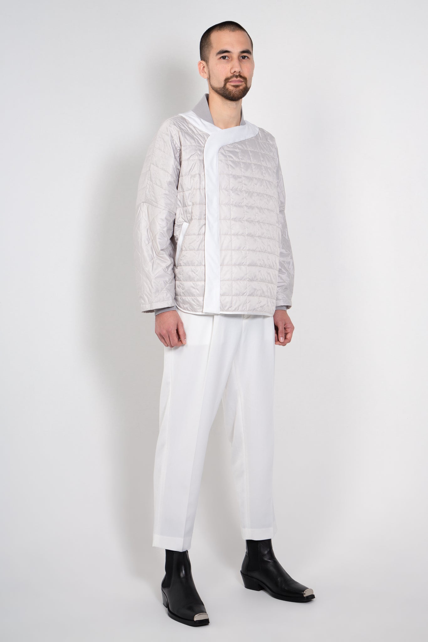 AVERY - Short Quilted Jacket Light Grey